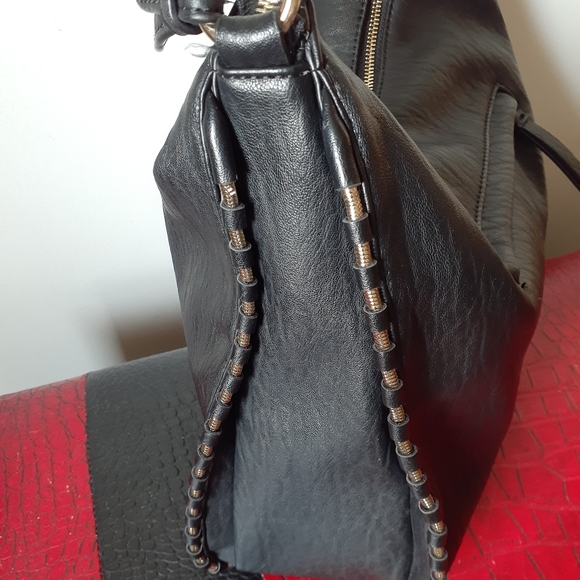 Purses - Picture 3 of 6